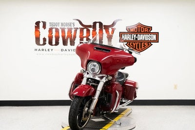 2021 Harley-Davidson FLHX - Street Glide Base
