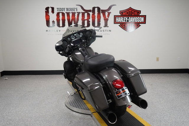 2023 Harley-Davidson FLHTK - Ultra Limited Base