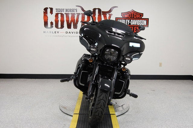 2022 Harley-Davidson FLHTK - Ultra Limited Base