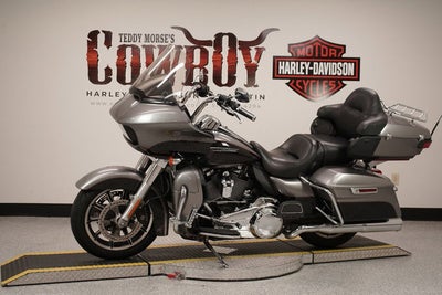2017 Harley-Davidson FLTRU - Road Glide Ultra Base