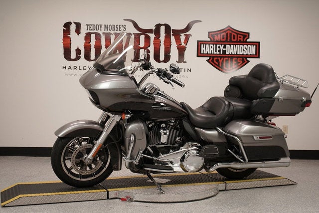2017 Harley-Davidson FLTRU - Road Glide Ultra Base