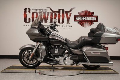 2017 Harley-Davidson FLTRU - Road Glide Ultra Base