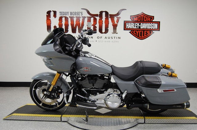 2026 Harley-Davidson FLTRX - Road Glide Base