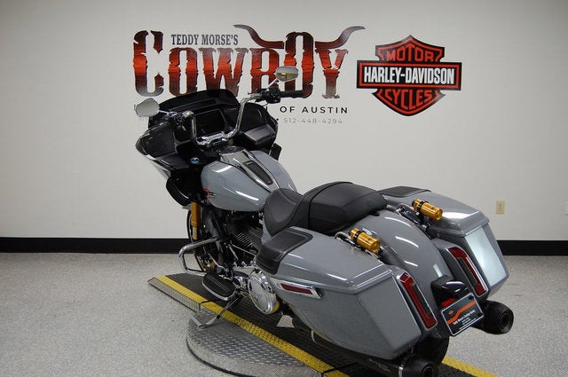 2026 Harley-Davidson FLTRX - Road Glide Base