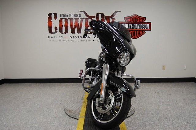 2016 Harley-Davidson FLHXS - Street Glide Special Base