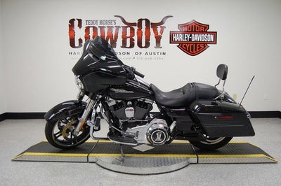 2016 Harley-Davidson FLHXS - Street Glide Special Base