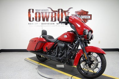 2022 Harley-Davidson Street Glide FLHXS - Special
