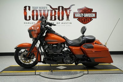 2020 Harley-Davidson Street Glide FLHXS - Special