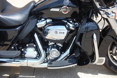 2022 Harley-Davidson FLHTCUTG - Tri Glide Ultra Base