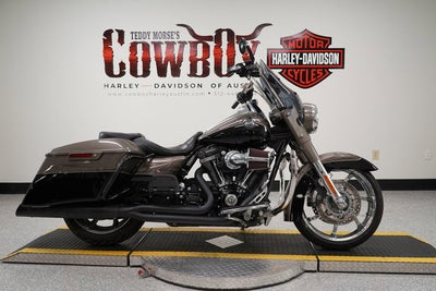 2014 Harley-Davidson Touring FLHRSE - CVO Road King