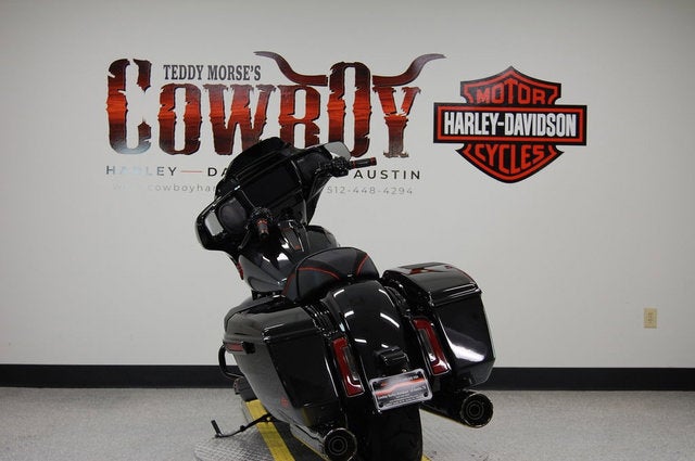 2025 Harley-Davidson FLHXSE - CVO Street Glide Base