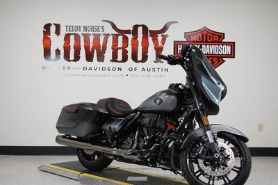 2025 Harley-Davidson FLHXSE - CVO Street Glide Base
