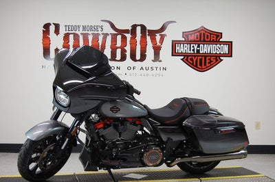 2025 Harley-Davidson FLHXSE - CVO Street Glide Base