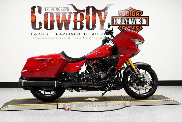 2025 Harley-Davidson FLTRXSTSE - CVO Road Glide ST Base