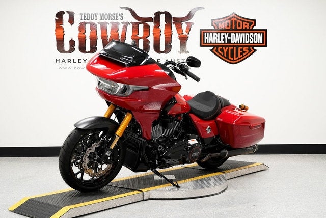 2025 Harley-Davidson FLTRXSTSE - CVO Road Glide ST Base