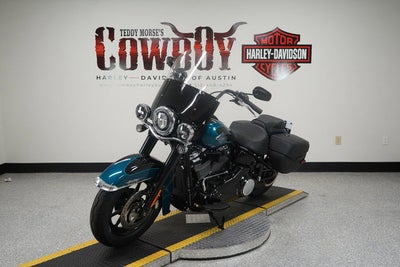 2026 Harley-Davidson Softail FLHC - Heritage Classic