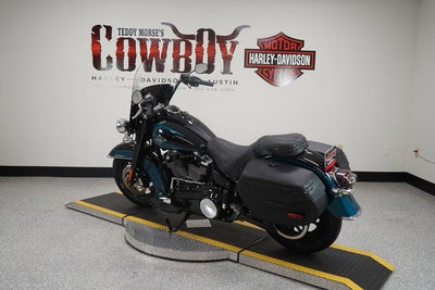 2026 Harley-Davidson Softail FLHC - Heritage Classic