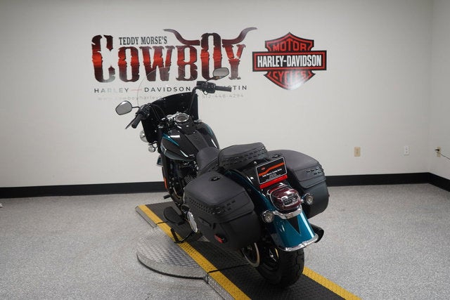 2026 Harley-Davidson Softail FLHC - Heritage Classic