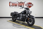 2025 Harley-Davidson Softail FLHC - Heritage Classic