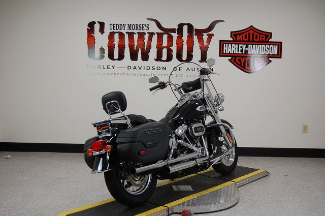 2022 Harley-Davidson Softail FLHCS - Heritage Classic 114