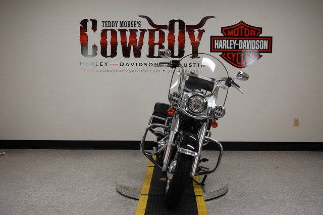 2022 Harley-Davidson Softail FLHCS - Heritage Classic 114