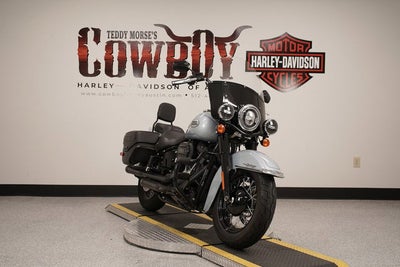2024 Harley-Davidson Softail FLHCS - Heritage Classic