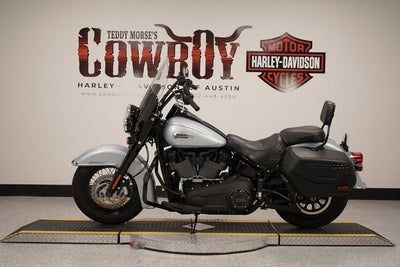 2024 Harley-Davidson Softail FLHCS - Heritage Classic