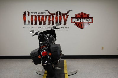 2023 Harley-Davidson FLHCS - Heritage Classic Base