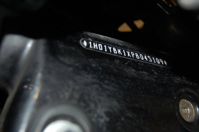 2023 Harley-Davidson FLHCS - Heritage Classic Base