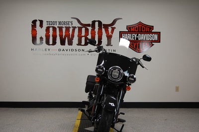 2023 Harley-Davidson FLHCS - Heritage Classic Base
