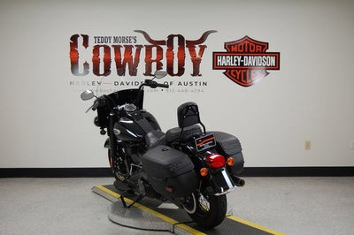 2023 Harley-Davidson FLHCS - Heritage Classic Base