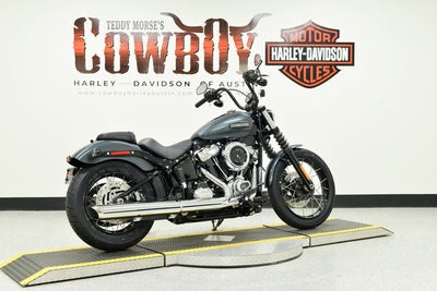 2025 Harley-Davidson Softail FXBB - Street Bob
