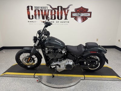 2025 Harley-Davidson Softail FXBB - Street Bob