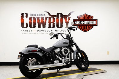 2025 Harley-Davidson Softail FXBB - Street Bob