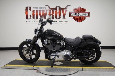 2025 Harley-Davidson Softail FXBB - Street Bob