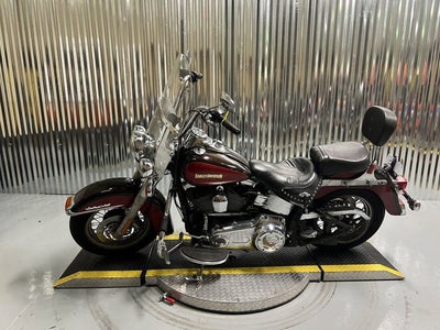 2010 Harley-Davidson Softail FLSTC - Heritage Classic