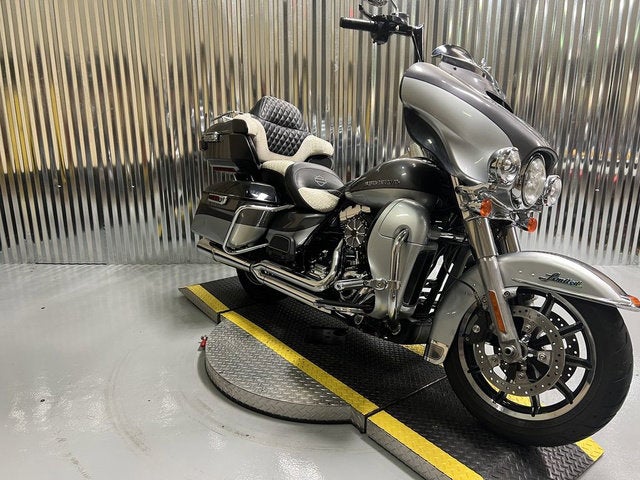 2014 Harley-Davidson FLHTK - Electra Glide Ultra Limited Base