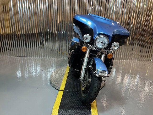 2011 Harley-Davidson FLHTK - Electra Glide Ultra Limited Base
