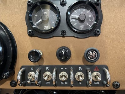 2023 Vanderhall Venice Base