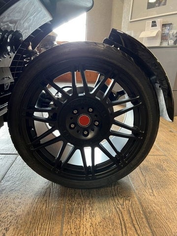 2023 Vanderhall Venice Base