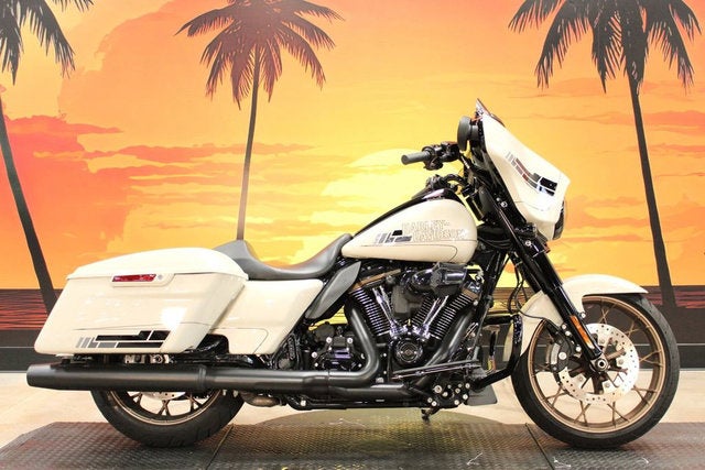 2023 Harley-Davidson FLHXST - Street Glide ST Base