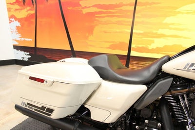 2023 Harley-Davidson FLHXST - Street Glide ST Base