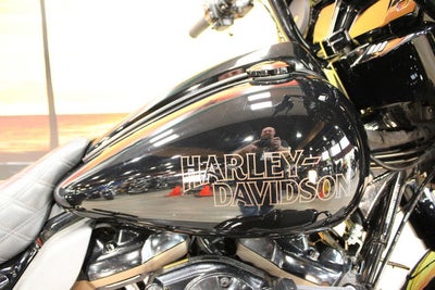 2022 Harley-Davidson FLHXST - Street Glide ST Base