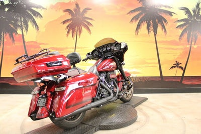 2023 Harley-Davidson Street Glide FLHXSANV - Special Anniversary Edition