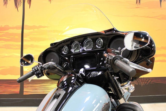 2023 Harley-Davidson FLHTKANV - Ultra Limited Anniversary Edition Base