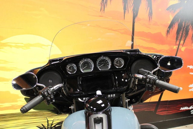 2023 Harley-Davidson FLHTKANV - Ultra Limited Anniversary Edition Base