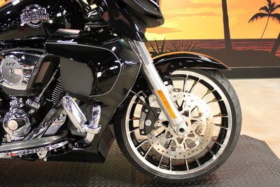 2026 Harley-Davidson FLHXL - Street Glide Limited Base