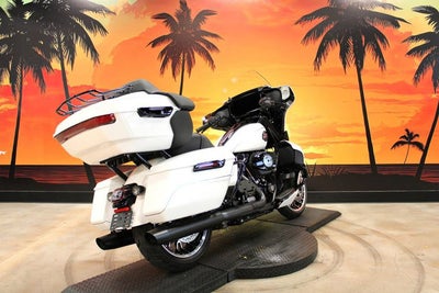 2026 Harley-Davidson FLHXL - Street Glide Limited Base