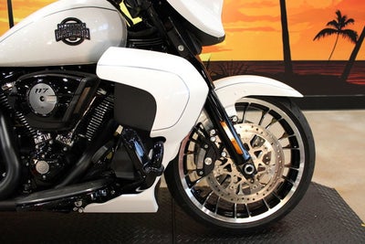 2026 Harley-Davidson FLHXL - Street Glide Limited Base