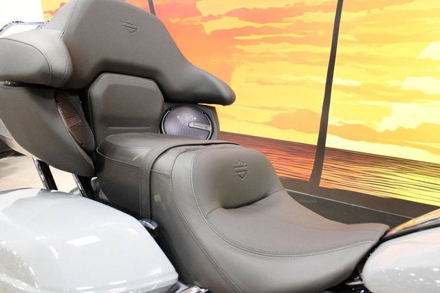 2026 Harley-Davidson FLHXL - Street Glide Limited Base